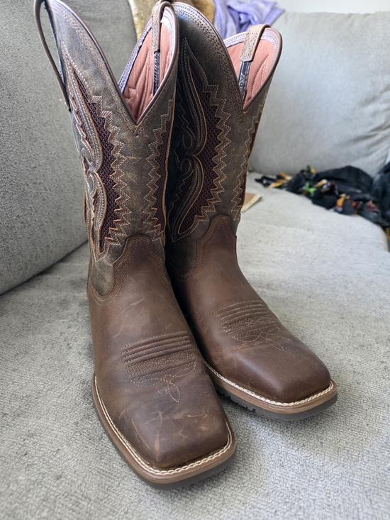 Ariat Shoes - Ariat Brown Leather Western Embroidered Pull-On Boots